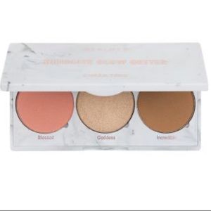 NIB REALHER Ultimate Glow Getter Cheek Trio